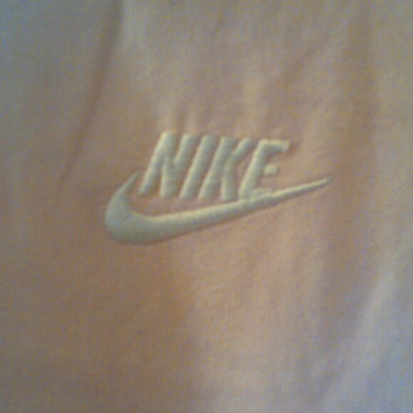 NEW NIKE SPORTSWEAR "Club Embroidered LS Tee" MEN'S PINK T-SHIRT L 655214-995 - Picture 2 of 7